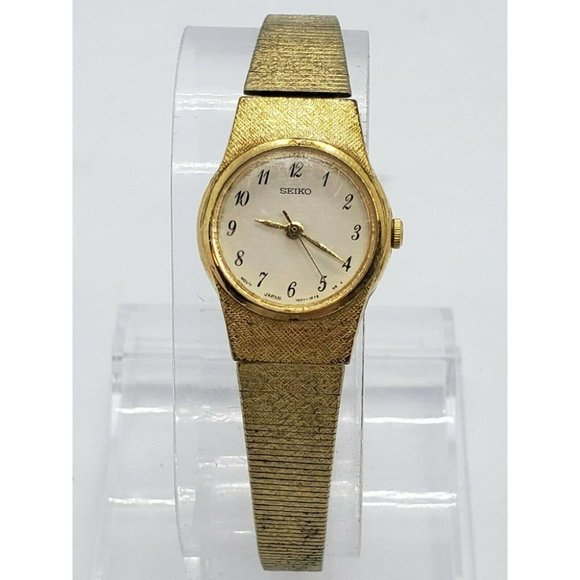 seiko 1n01-0k50 Women\'s Vintage Watch main image 4